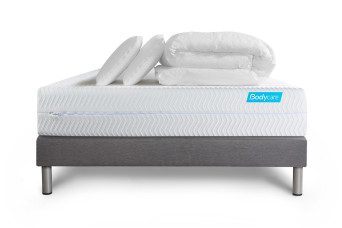 Pack lit complet 160x200 cm - Matelas + Sommier Gris (en kit) + 2 oreillers + Couette - Biocare Pack lit complet 160x200 cm - Matelas + Sommier Gris (en kit) + 2 oreillers + Couette - Biocare