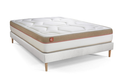 Pack lit complet 140x200 cm - Matelas + Sommier Blanc (en kit) + 2 oreillers + Couette - Le Cosy