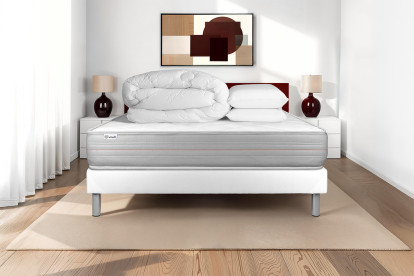 Pack lit complet 140x190 cm - Matelas + Sommier Blanc (en kit) + 2 oreillers + Couette - Vitalmemo