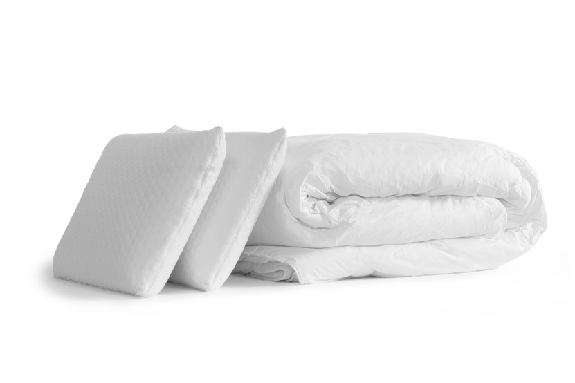 Pack lit complet 140x200 cm - Matelas + Sommier Noir + 2 oreillers + Couette - Privilège