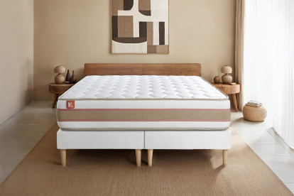 Pack lit complet 200x200 cm - Matelas + 2 Sommiers Blancs + 2 oreillers + Couette - Le Délicat