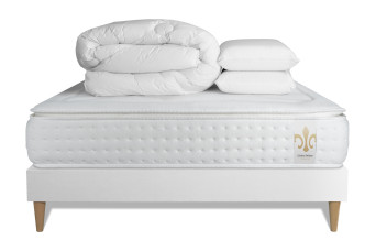 Pack lit complet 140x200 cm - Matelas + Sommier Blanc (en kit) + 2 oreillers + Couette - Vingt-Quatre PLUS Pack lit complet 140x200 cm - Matelas + Sommier Blanc (en kit) + 2 oreillers + Couette - Vingt-Quatre PLUS