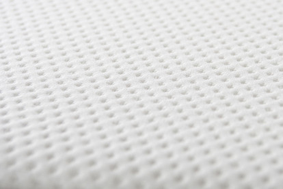 Pack lit complet 140x200 cm - Matelas + Sommier Blanc (en kit) + 2 oreillers + Couette - Soft