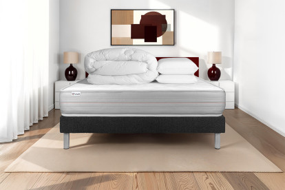 Pack lit complet 140x190 cm - Matelas + Sommier Noir (en kit) + 2 oreillers + Couette - Vitalmemo
