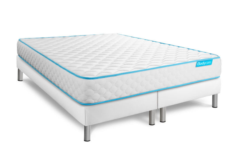 Pack lit complet 200x200 cm - Matelas + 2 Sommiers Blancs + 2 oreillers + Couette - Bodyone
