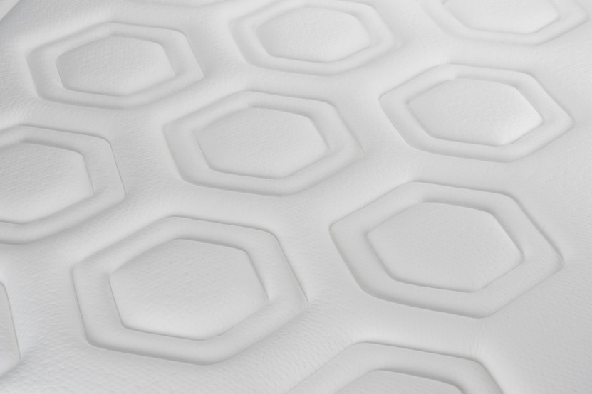 Pack lit complet 160x200 cm - Matelas + Sommier Gris (en kit) + 2 oreillers + Couette - Vital Care