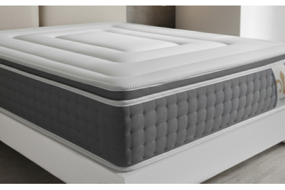 Pack lit complet 140x200 cm - Matelas + Sommier Blanc (en kit) + 2 oreillers + Couette - Vingt-Six PLUS