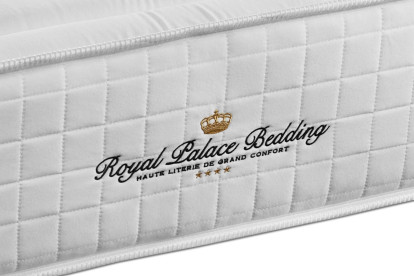Ensemble Matelas Sommier 150x195 cm - Sommier Noir (en kit) - Buckingham