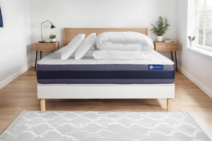 Pack lit complet 140x190 cm - Matelas + Sommier Blanc (en kit) + 2 oreillers + Couette - Actilatex Morpho