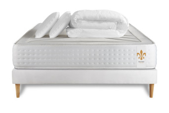 Pack lit complet 140x200 cm - Matelas + Sommier Blanc (en kit) + 2 oreillers + Couette - Vingt-Quatre Pack lit complet 140x200 cm - Matelas + Sommier Blanc (en kit) + 2 oreillers + Couette - Vingt-Quatre